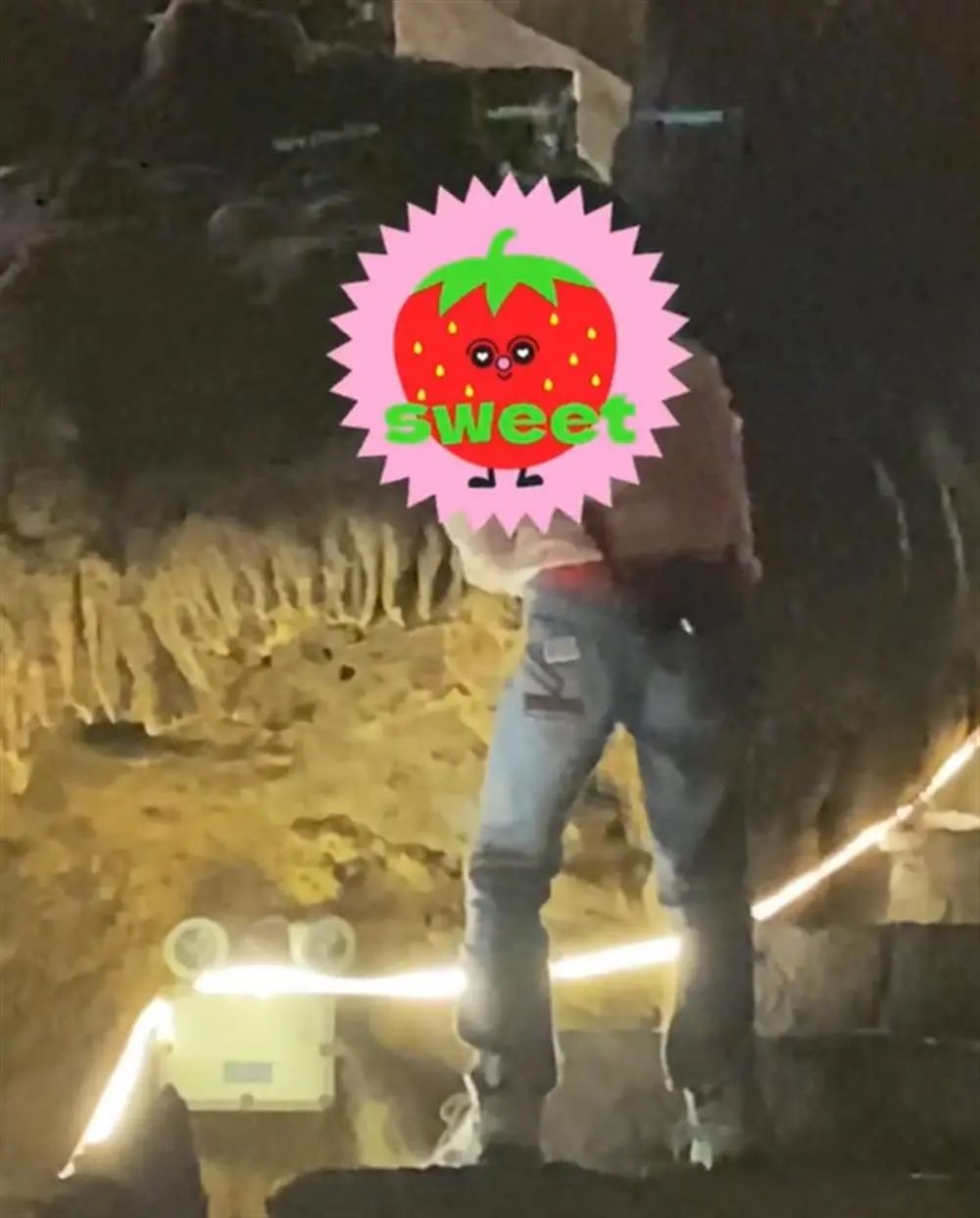 DƬ